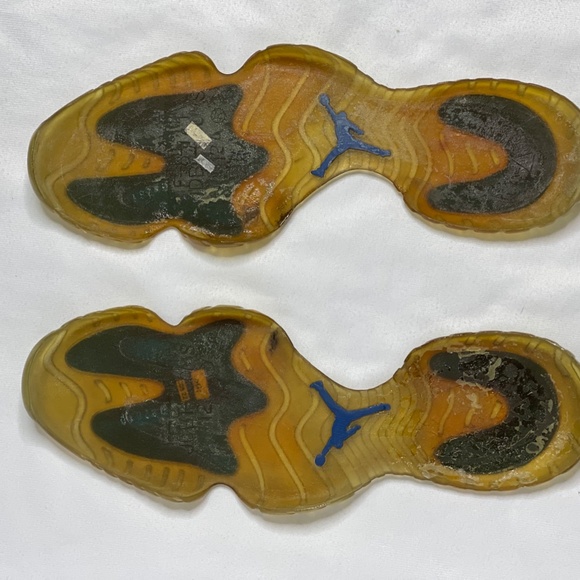 *RARE FIND!!!!* SIZE 12 - JORDAN 11 RETRO SPACE JAM 2009!!!! *RESTORE NEEDED!!!* - Picture 14 of 16